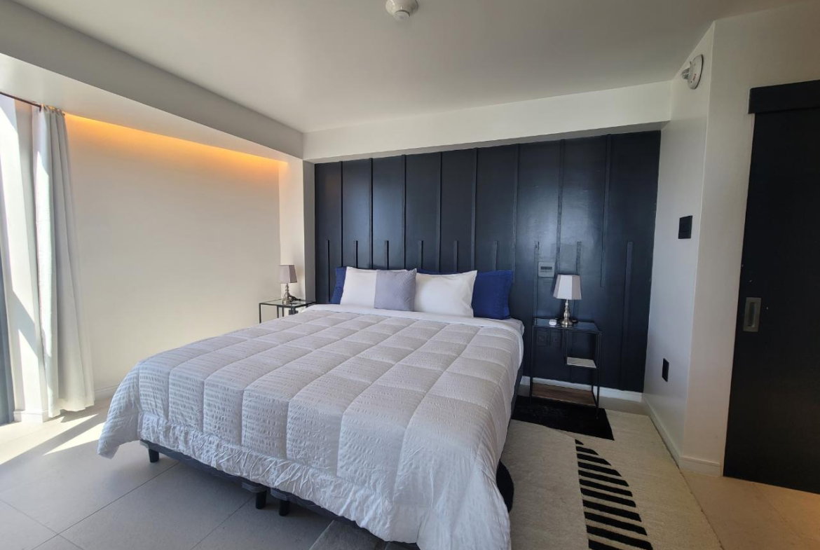 Fourteenth image of 910-2-4 King Street in Kingston 1, Kingston, Jamaica - property is For Rent