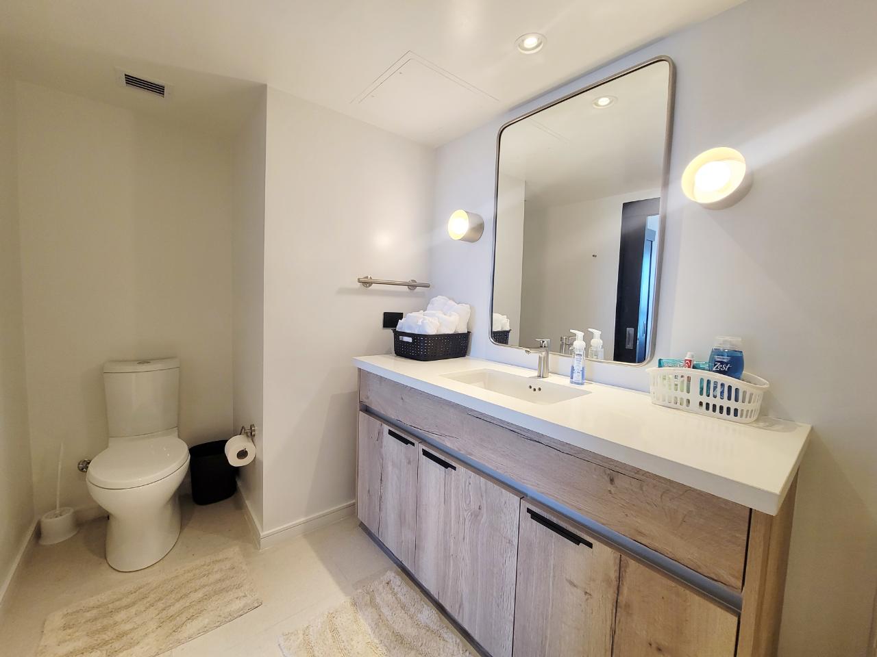 Seventeenth image of 910-2-4 King Street in Kingston 1, Kingston, Jamaica - property is For Rent