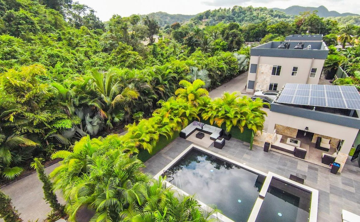 First image of 10-238 Mannings Hill in Kingston 9, St. Andrew, Jamaica - property is For Rent