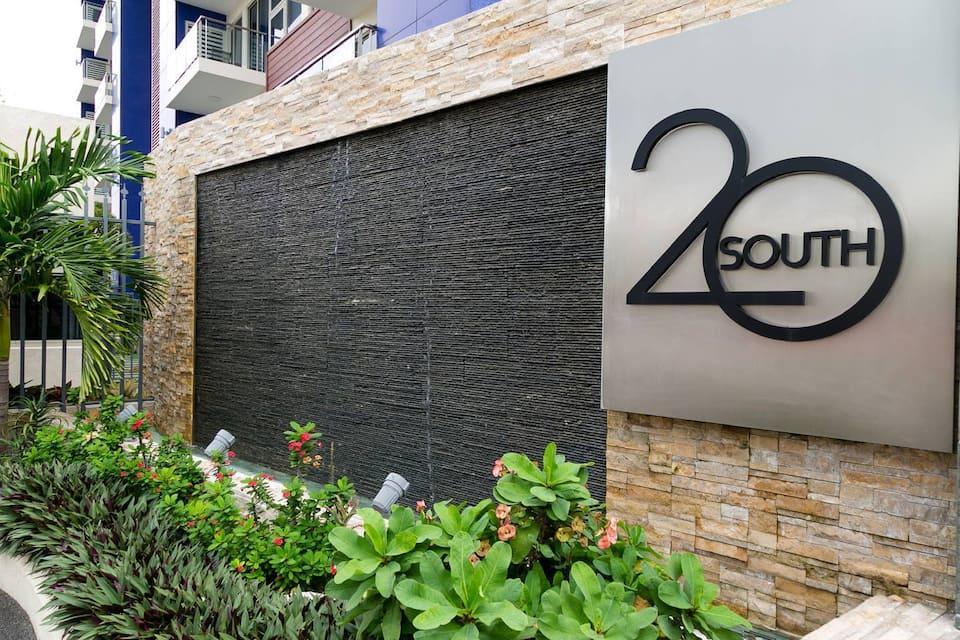 First image of 20 South Avenue, Kingston 10 in Kingston 10, St. Andrew, Jamaica - property is For Rent