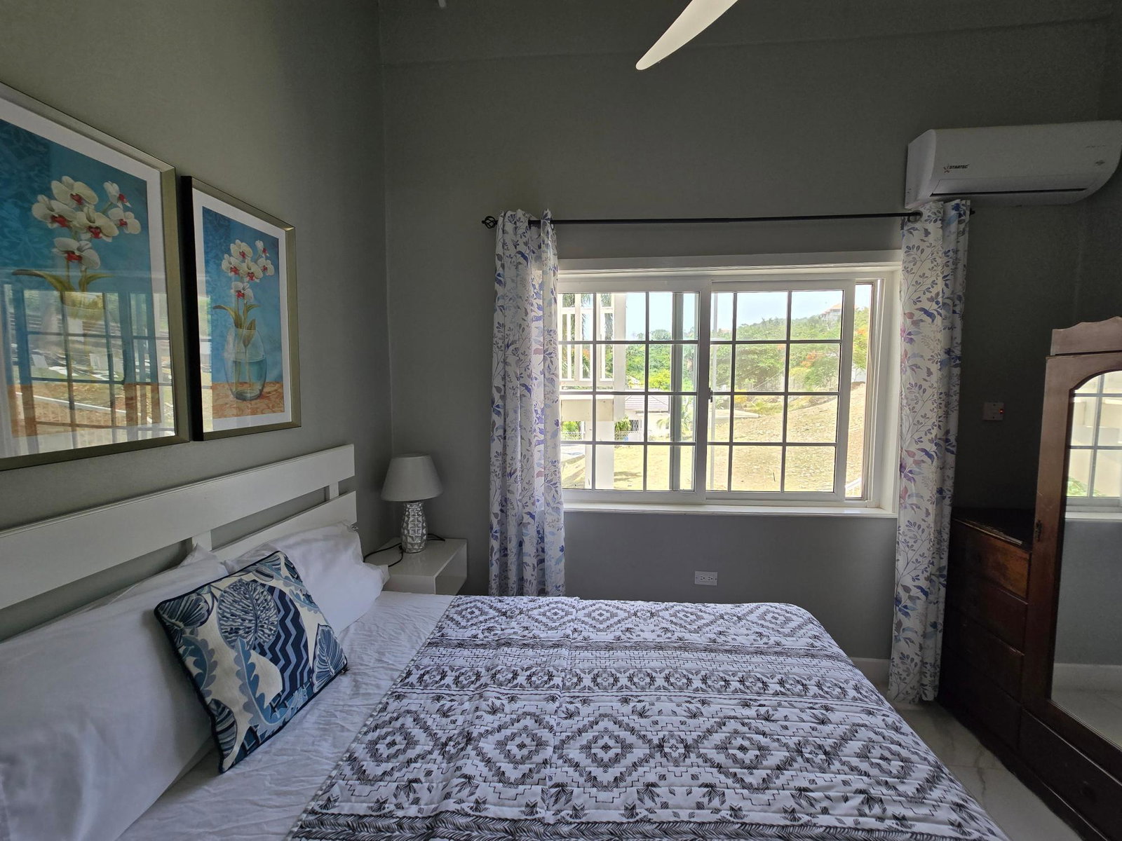 Seventh image of A1-303 Charles Avenue, Ironshore in Ironshore, St. James, Jamaica - property is For Rent