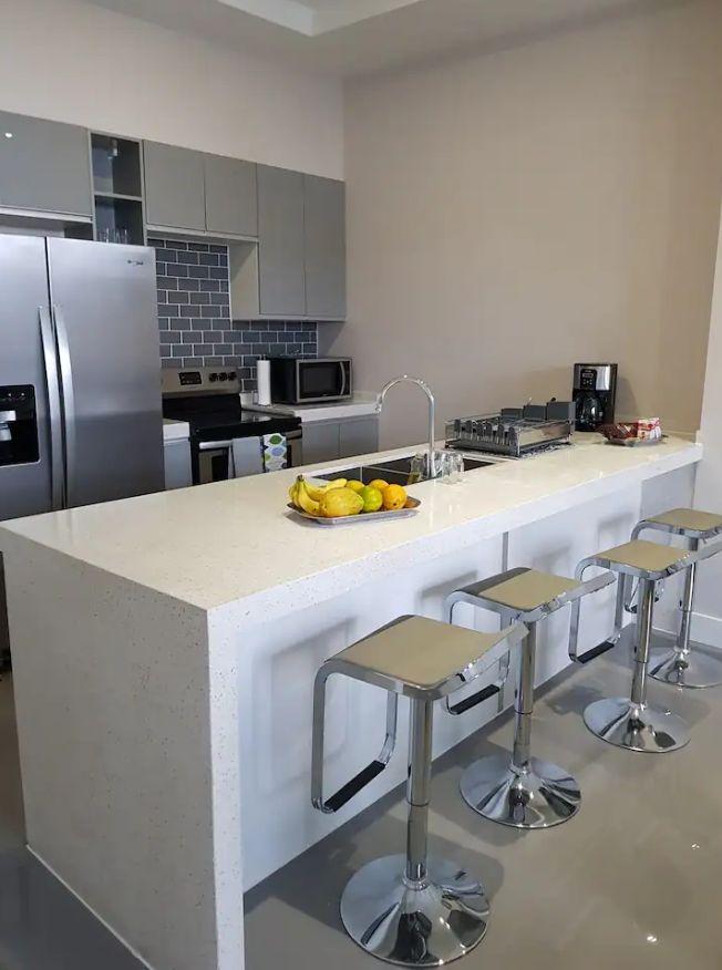 Fourth image of 20 South Ave in Kingston 10, St. Andrew, Jamaica - property is For Rent