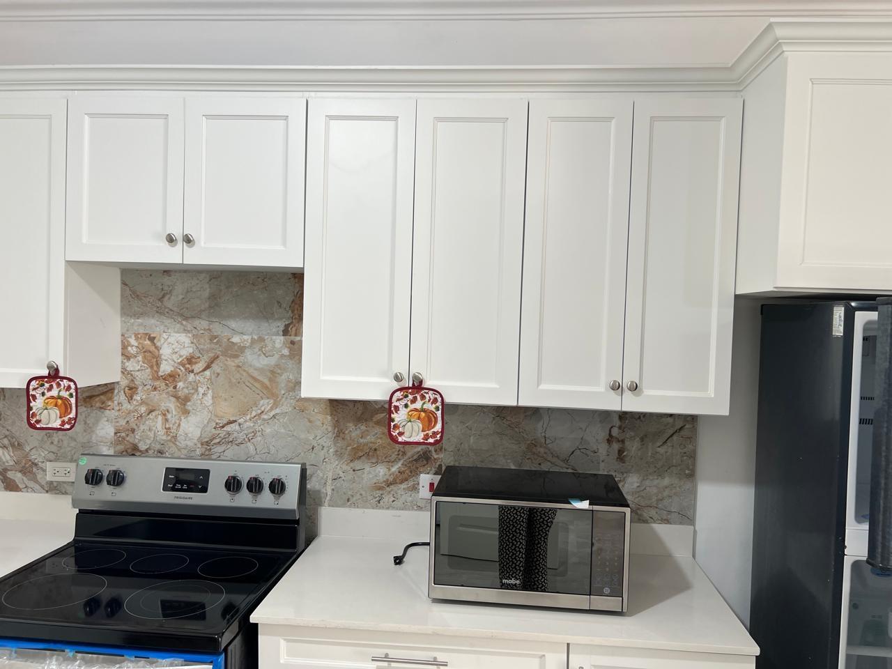 Luxury-2-Bedroom-Apartment-for-Rent-in-Kingston-21-Pine-Boulevard Twelfth image of 21 Pine Boulevard in KINGSTON, Kingston, Jamaica - property is For Rent