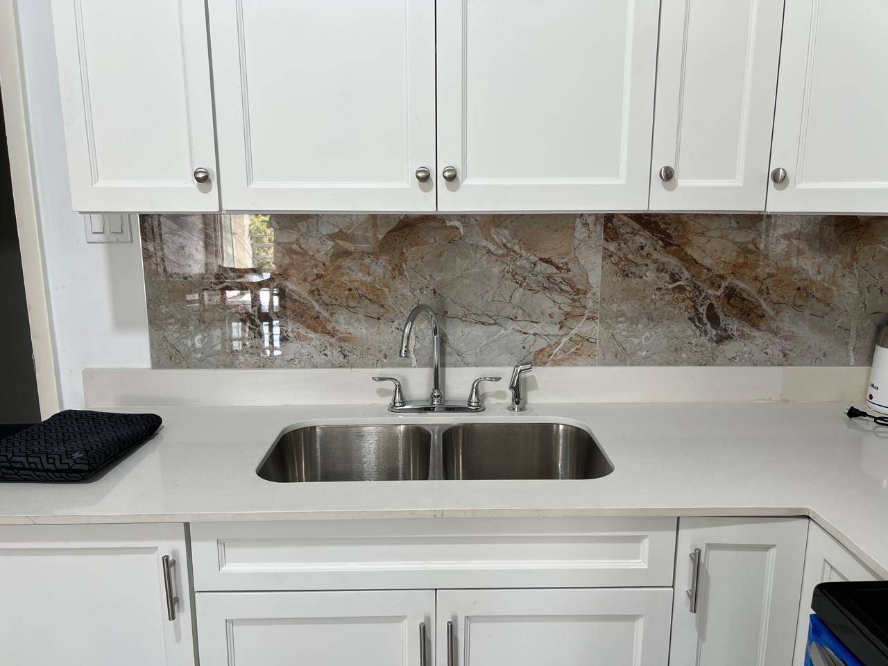 Luxury-2-Bedroom-Apartment-for-Rent-in-Kingston-21-Pine-Boulevard Tenth image of 21 Pine Boulevard in KINGSTON, Kingston, Jamaica - property is For Rent
