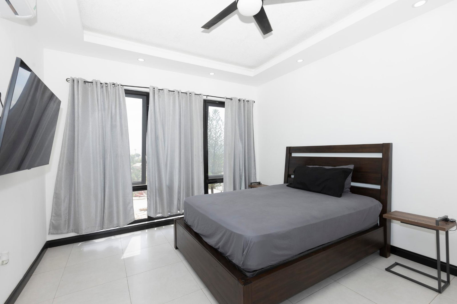 Eighth image of 204-28 Waterloo Avenue in Kingston 10, St. Andrew, Jamaica - property is For Rent
