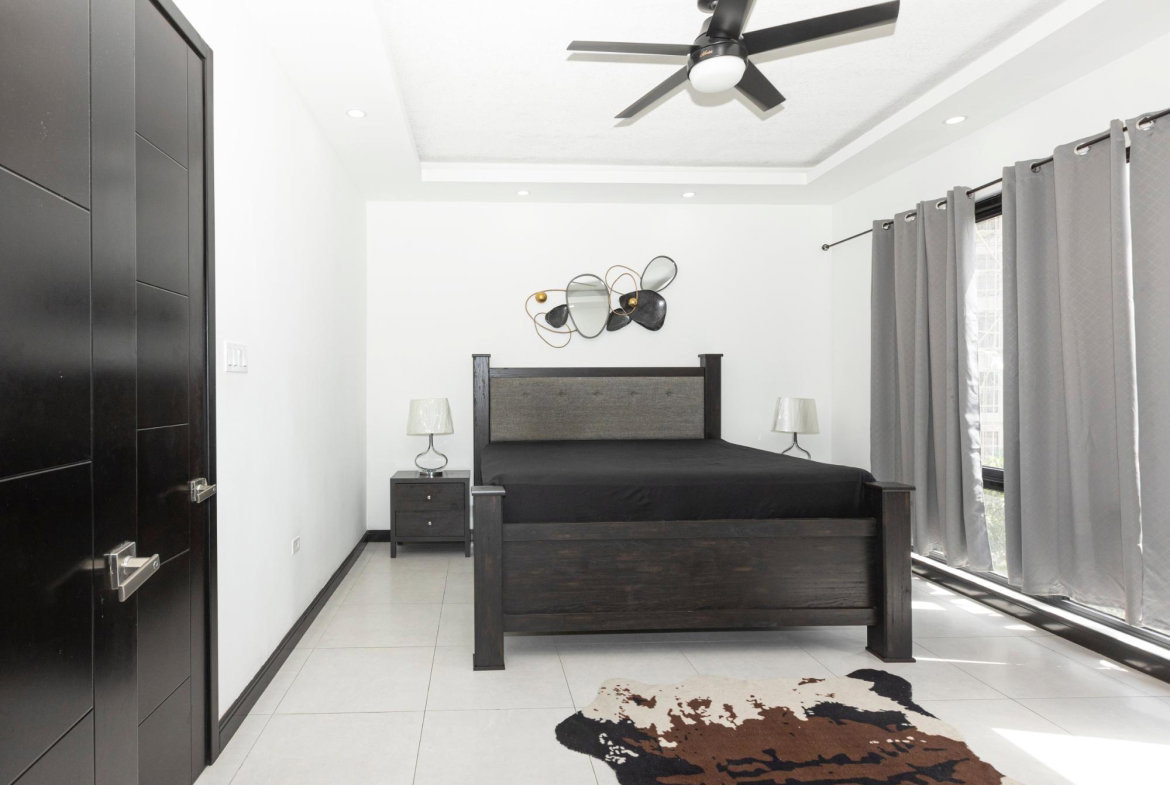 Ninth image of 204-28 Waterloo Avenue in Kingston 10, St. Andrew, Jamaica - property is For Rent