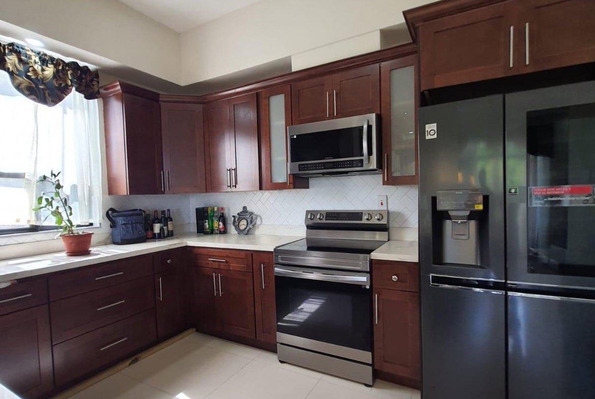 Thirteenth image of Apt 2- 4 Lipscombe dr Kingston 9 in Kingston 9, St. Andrew, Jamaica - property is For Rent