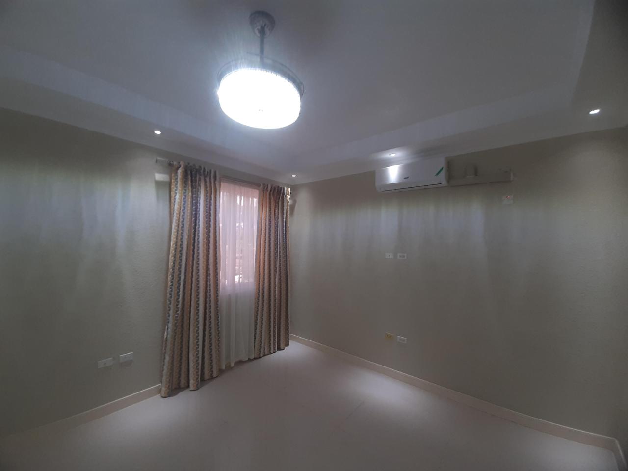 Thirteenth image of Lot #9 Liguanea Avenue, Kingston in Kingston 6, St. Andrew, Jamaica - property is For Rent