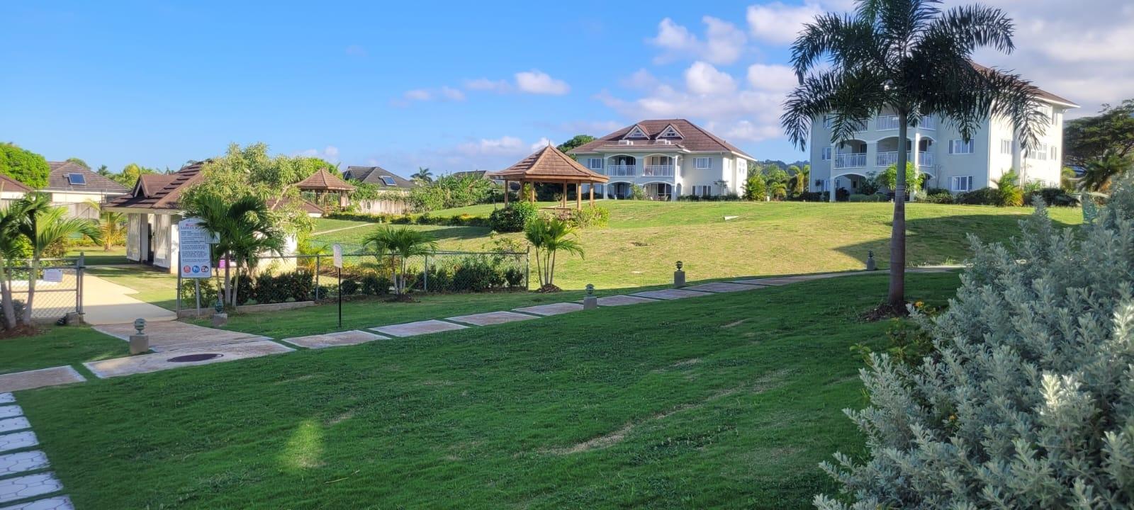 Luxury-2-Bedroom-Apartment-for-Rent-in-Richmond-Jamaica Twenty-Second image of S-202- Fern Court Apartments, ri in Richmond, St. Ann, Jamaica - property is For Rent