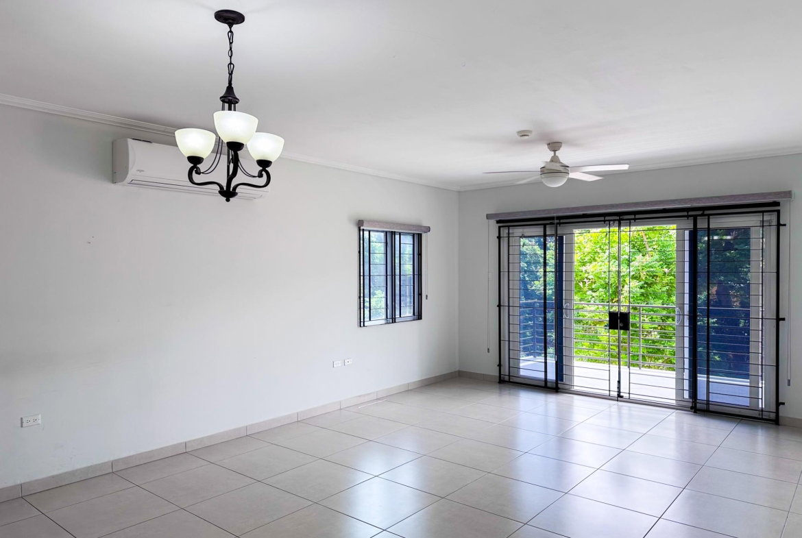 Eleventh image of 13e-16a Garden Close in Kingston 8, St. Andrew, Jamaica - property is For Sale