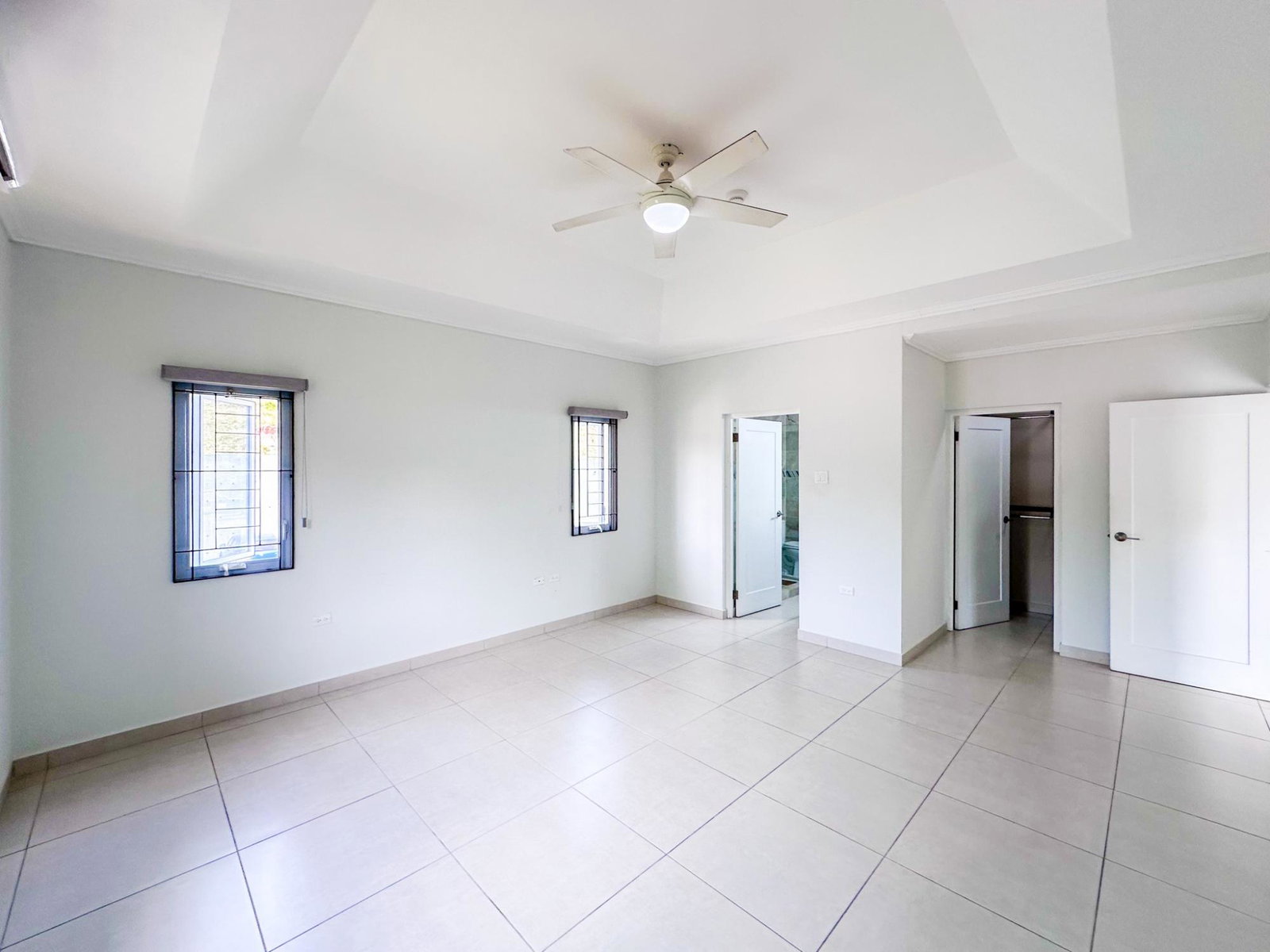 Luxury-2-Bedroom-Apartment-for-Sale-in-Kingston-The-Pordoi Sixteenth image of 13e-16a Garden Close in Kingston 8, St. Andrew, Jamaica - property is For Sale