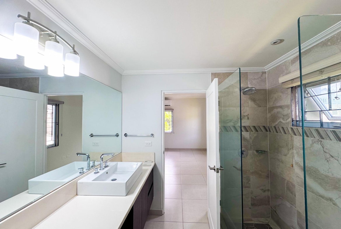 Eighth image of 13e-16a Garden Close in Kingston 8, St. Andrew, Jamaica - property is For Sale