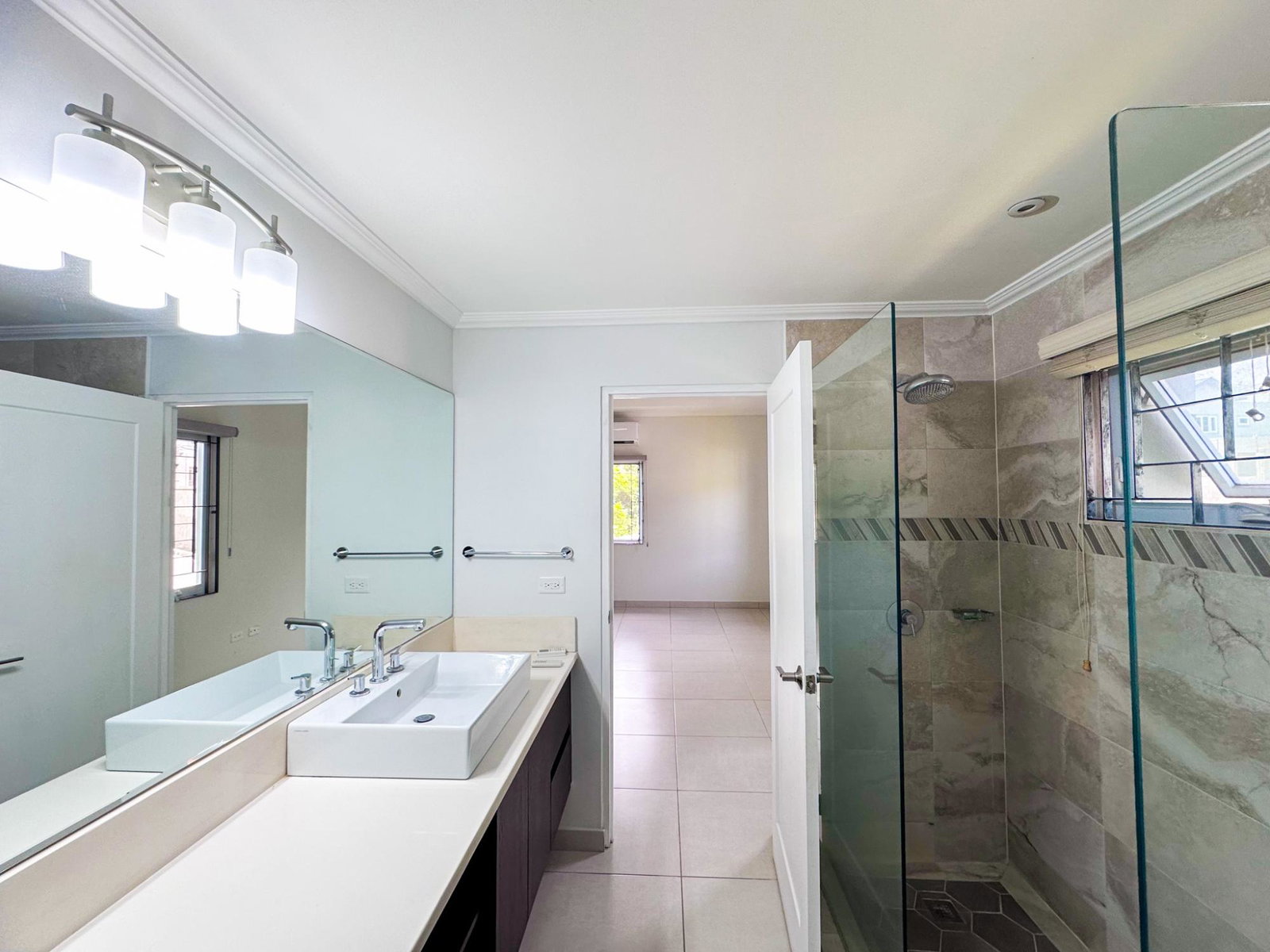 Luxury-2-Bedroom-Apartment-for-Sale-in-Kingston-The-Pordoi Eighth image of 13e-16a Garden Close in Kingston 8, St. Andrew, Jamaica - property is For Sale