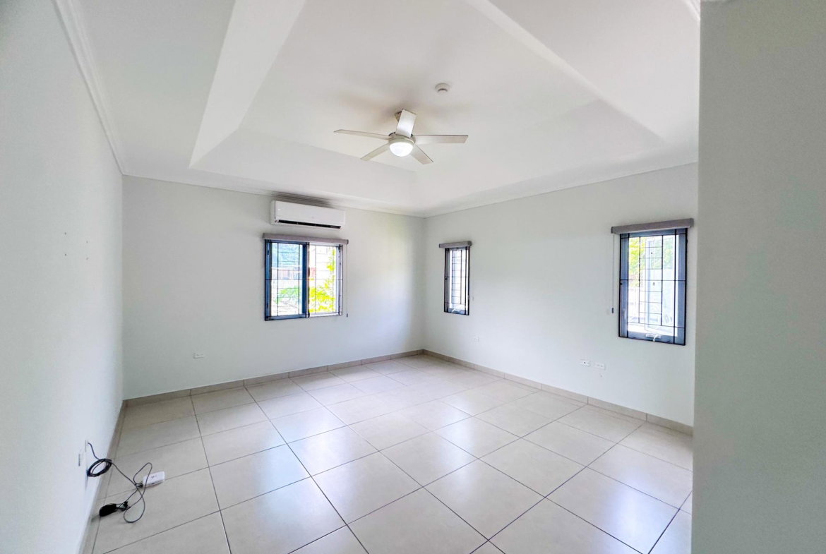Ninth image of 13e-16a Garden Close in Kingston 8, St. Andrew, Jamaica - property is For Sale