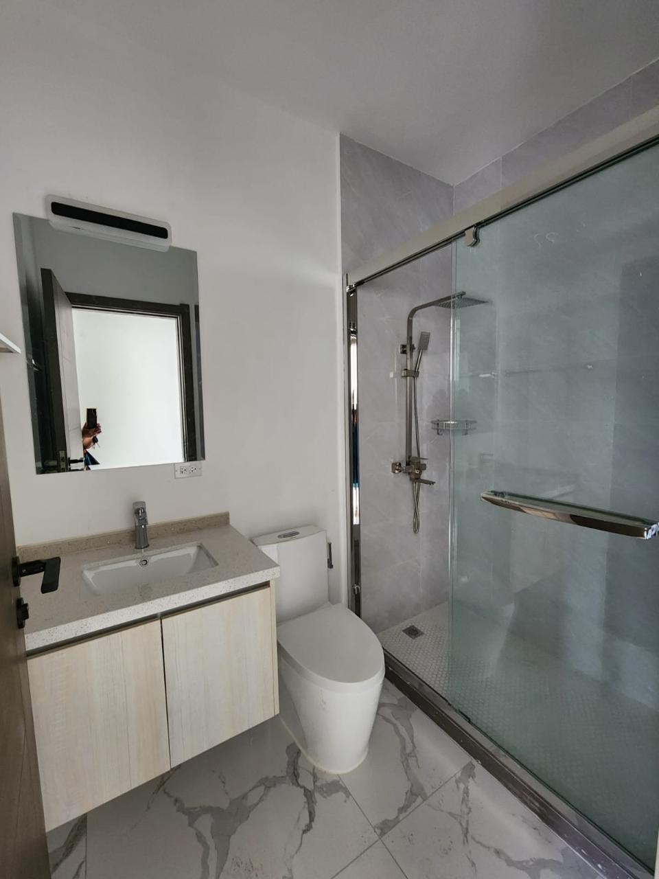 Luxury-2-Bedroom-Apartment-for-Sale-in-Wellington-Rose-Liguanea Sixth image of gf - 5-30 Wellington Drive in Kingston 6, St. Andrew, Jamaica - property is For Sale