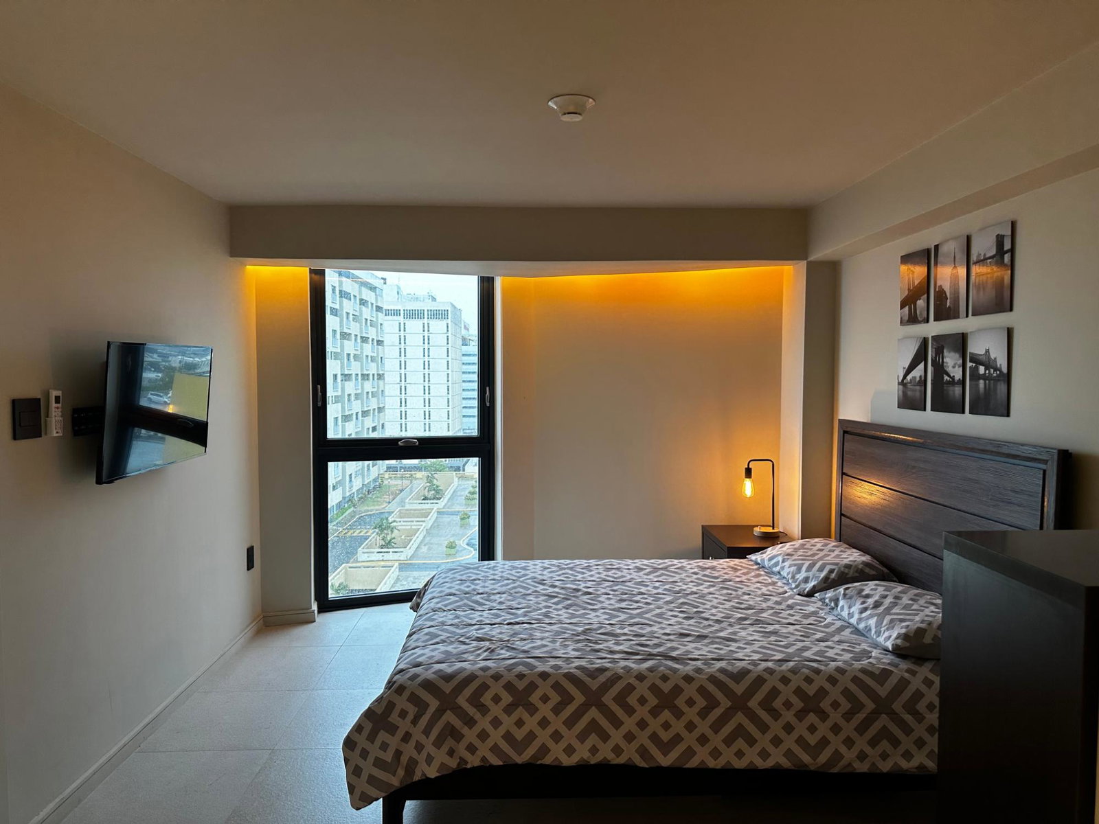 Twelfth image of 1005-2-4 King Street in Downtown Kingston, Kingston, Jamaica - property is For Rent