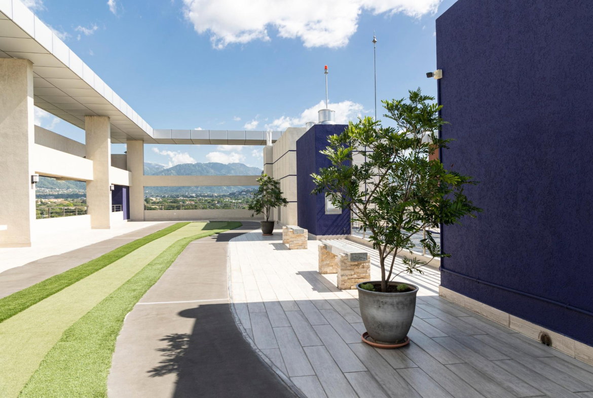 Second image of 902-20 South Avenue in Kingston 10, St. Andrew, Jamaica - property is For Sale