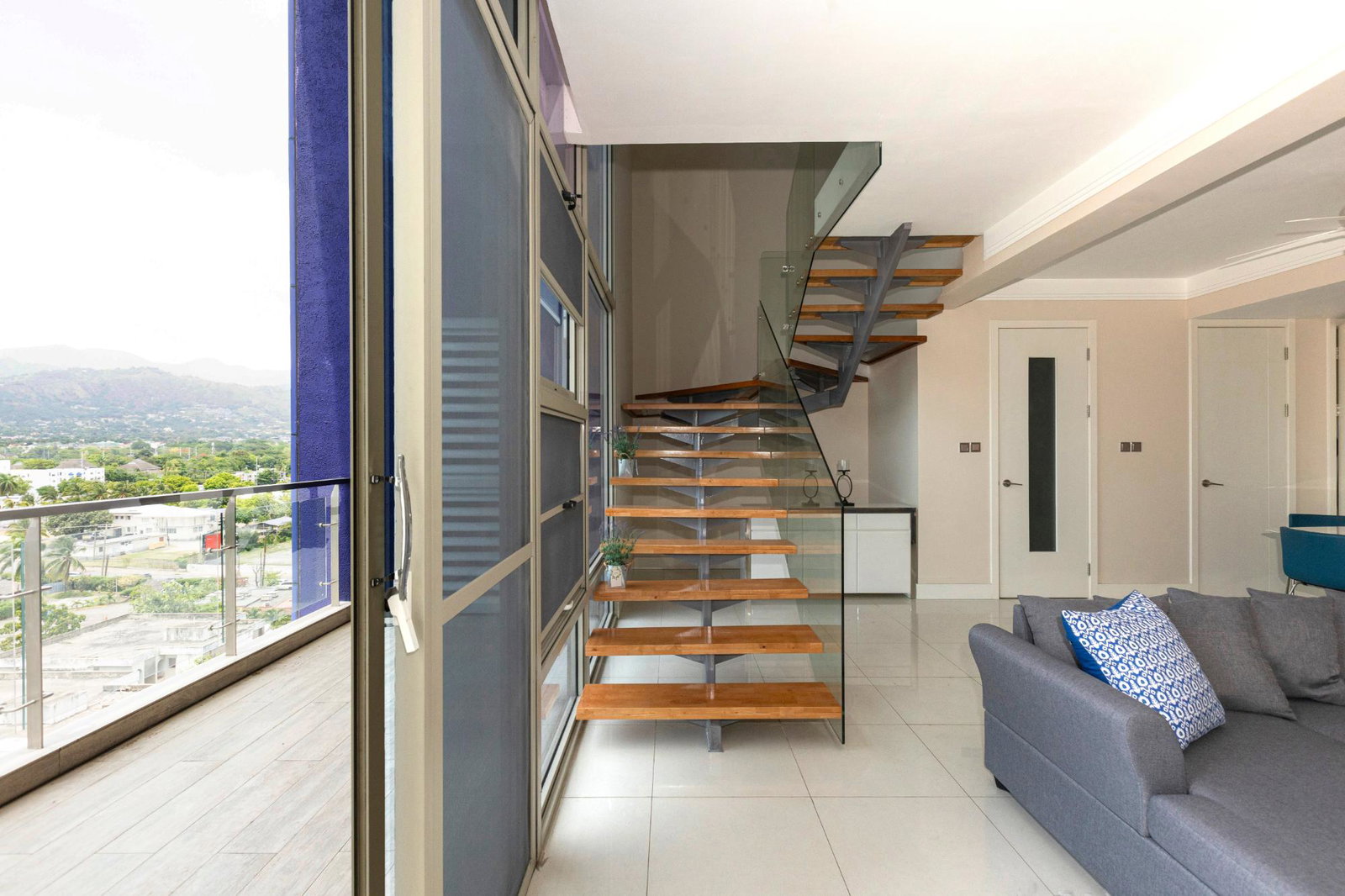 Eleventh image of 902-20 South Avenue in Kingston 10, St. Andrew, Jamaica - property is For Sale