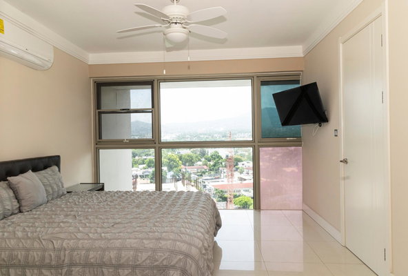 Thirteenth image of 902-20 South Avenue in Kingston 10, St. Andrew, Jamaica - property is For Sale