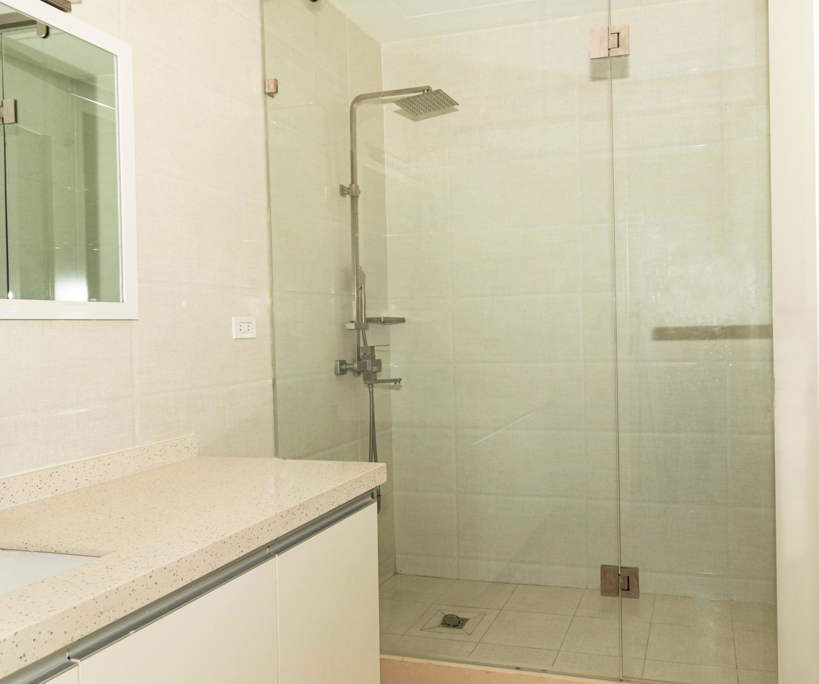 Fifteenth image of 902-20 South Avenue in Kingston 10, St. Andrew, Jamaica - property is For Sale