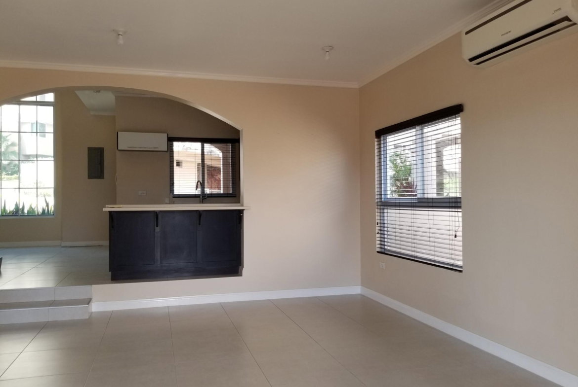 Twelfth image of 13-3 Stanley Terrace, Kingston in Kingston 20, St. Andrew, Jamaica - property is For Rent