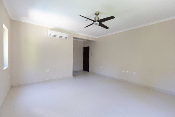 Thirteenth image of 202b-21 Millsborough Avenue in Kingston 6, St. Andrew, Jamaica - property is For Rent