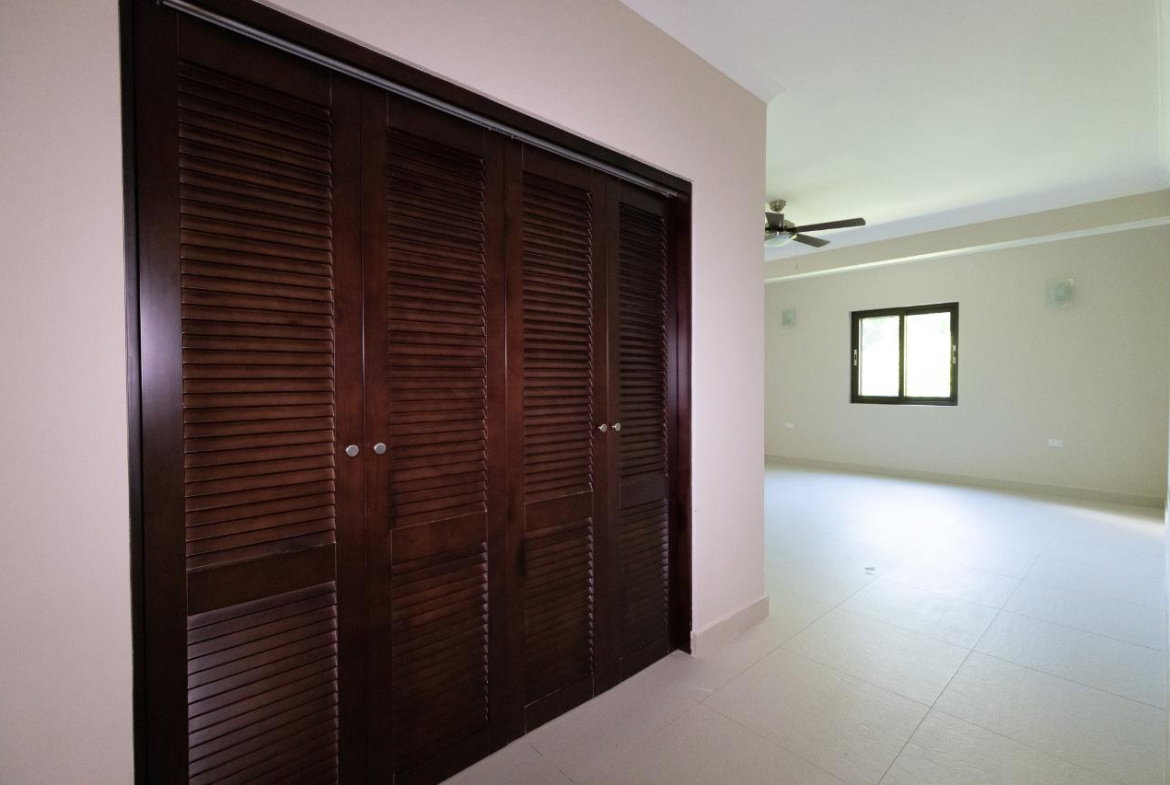 Fourteenth image of 202b-21 Millsborough Avenue in Kingston 6, St. Andrew, Jamaica - property is For Rent