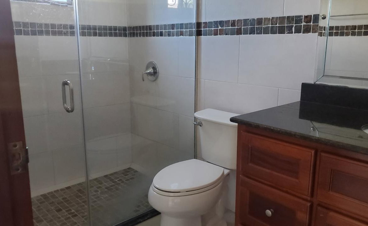 Eleventh image of 40 Charlemont Avenue in Kingston 6, St. Andrew, Jamaica - property is For Rent