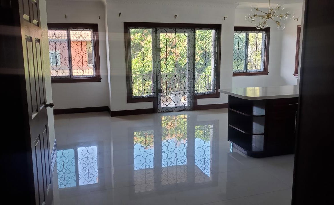 Third image of 40 Charlemont Avenue in Kingston 6, St. Andrew, Jamaica - property is For Rent