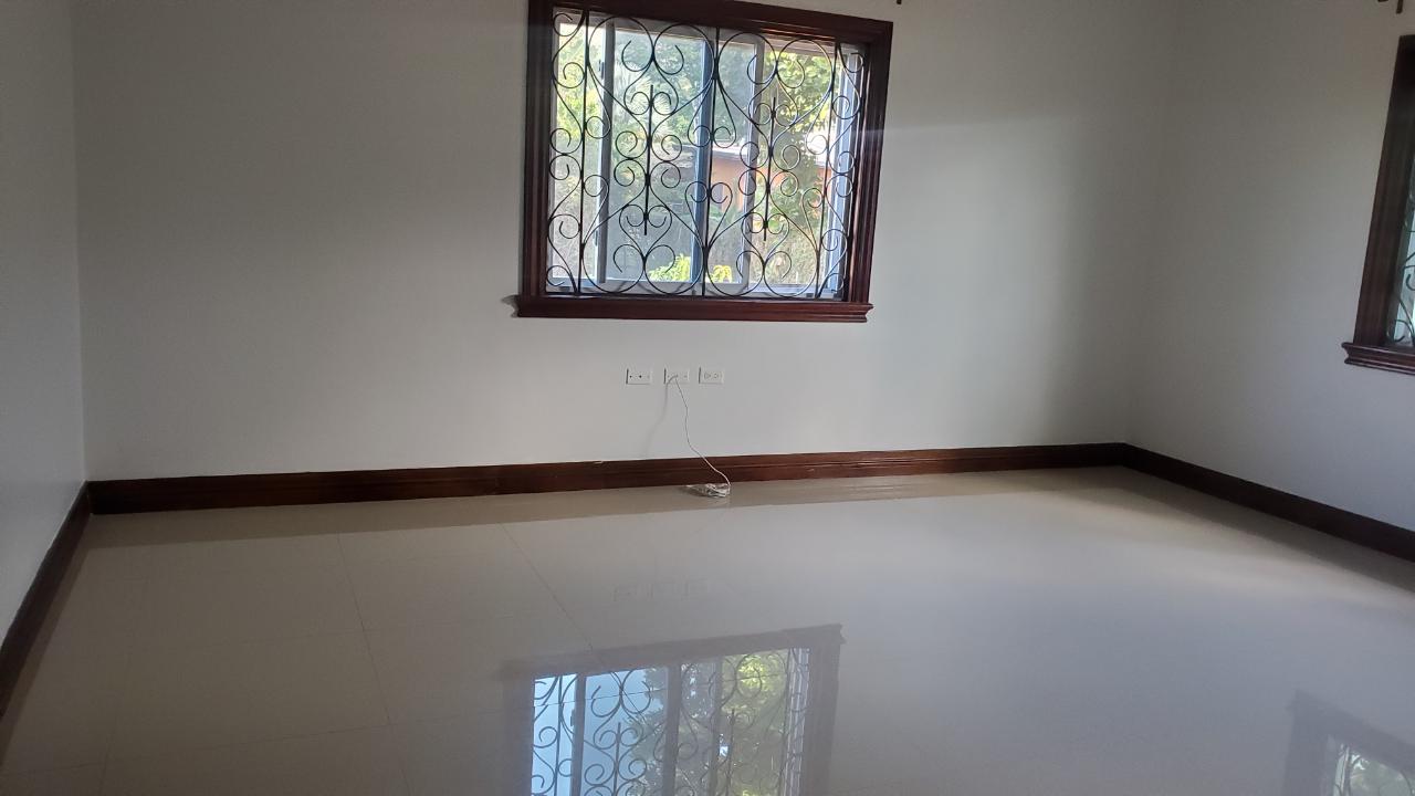 Fourth image of 40 Charlemont Avenue in Kingston 6, St. Andrew, Jamaica - property is For Rent