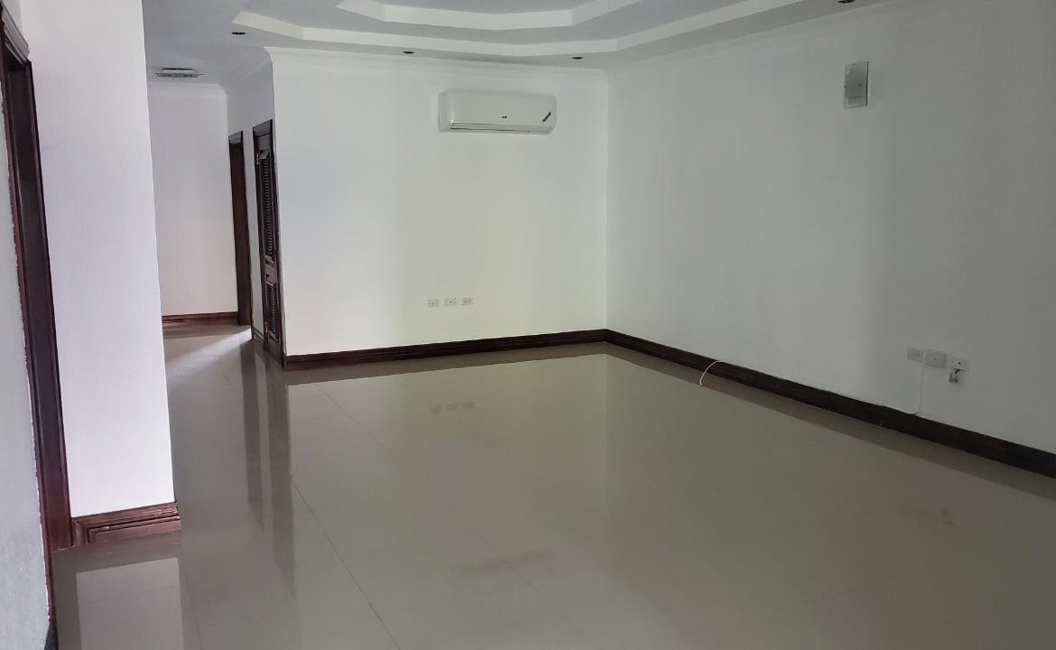 Fifth image of 40 Charlemont Avenue in Kingston 6, St. Andrew, Jamaica - property is For Rent