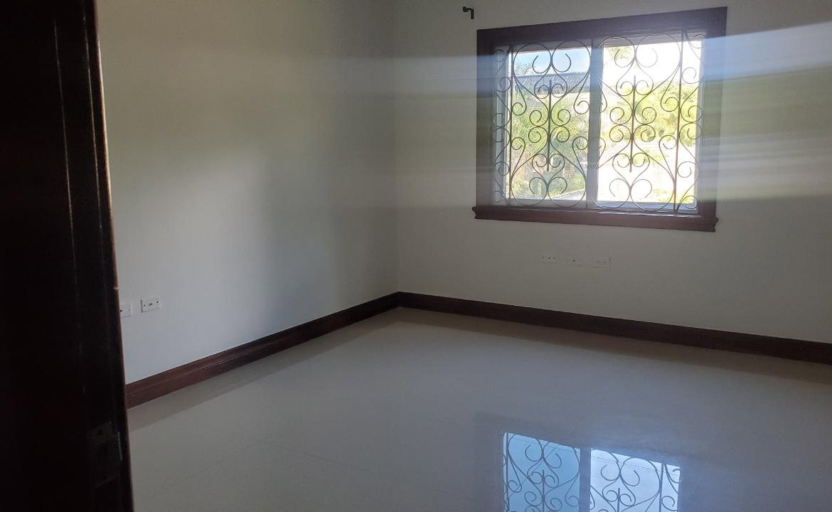 Sixth image of 40 Charlemont Avenue in Kingston 6, St. Andrew, Jamaica - property is For Rent