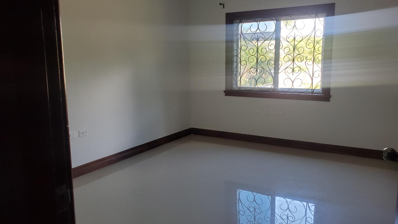 Sixth image of 40 Charlemont Avenue in Kingston 6, St. Andrew, Jamaica - property is For Rent