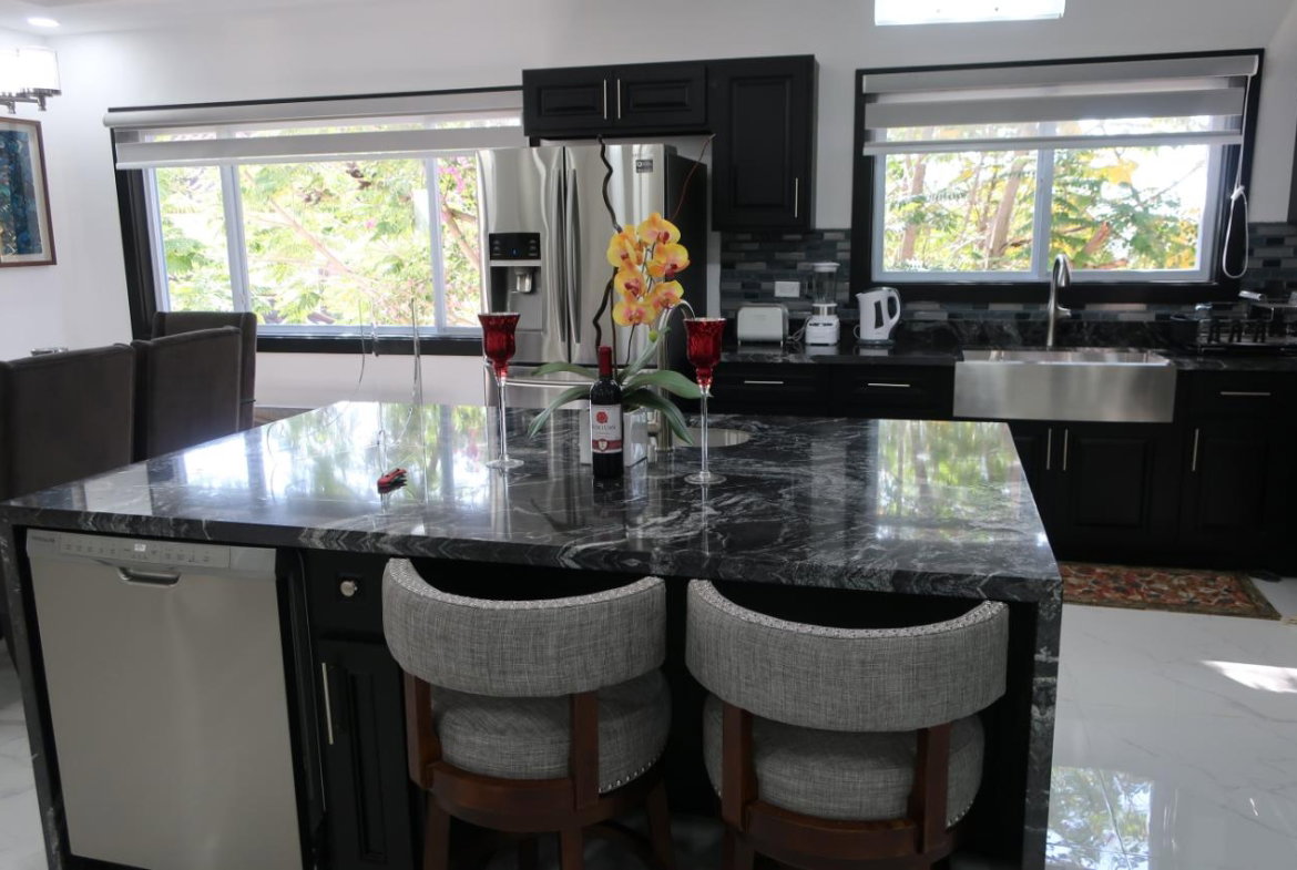 Tenth image of 20-16-18 Russell Heights in Kingston 6, St. Andrew, Jamaica - property is For Sale