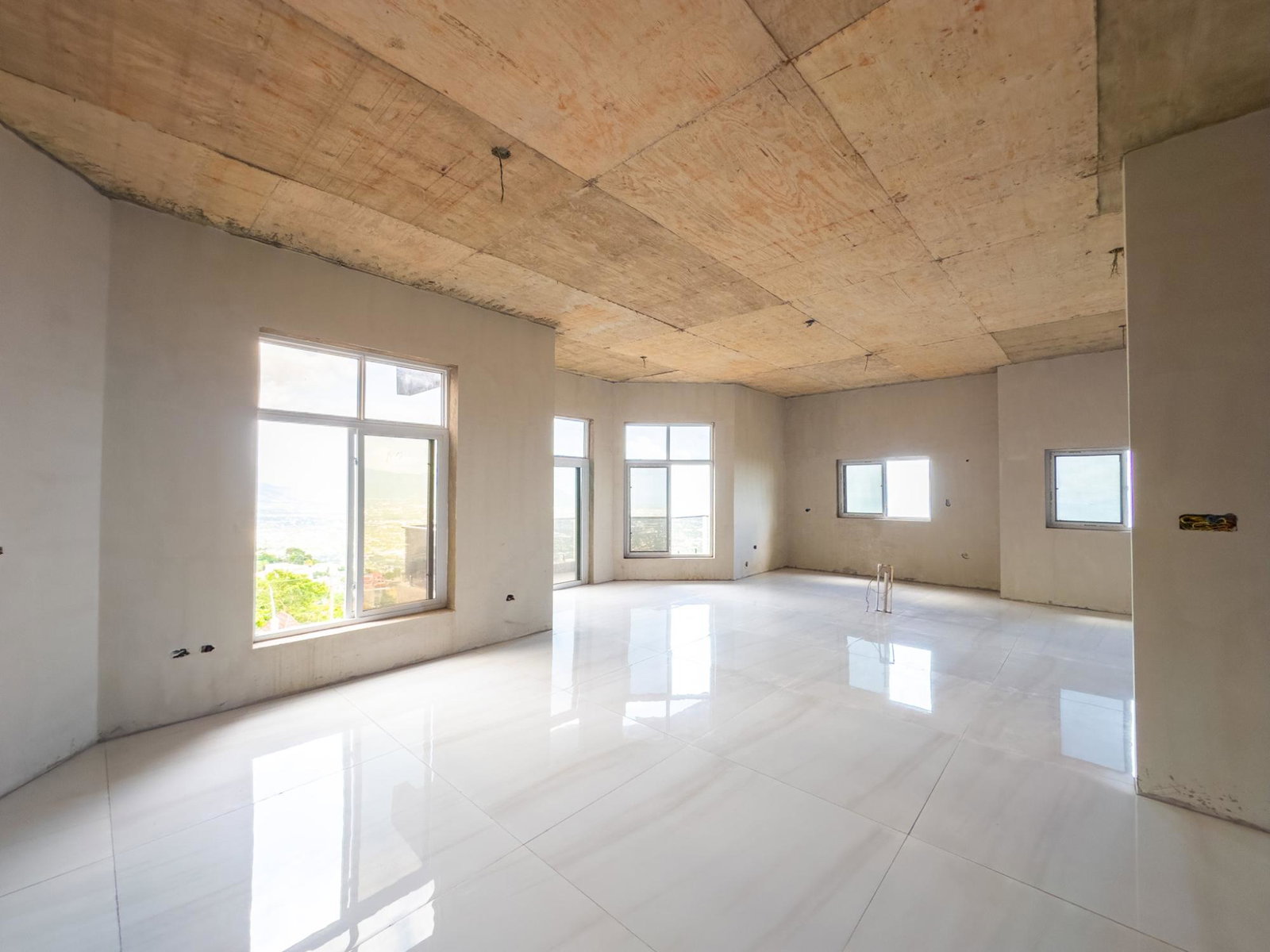 Eleventh image of 21- Stanmore in Red Hills, St. Andrew, Jamaica - property is For Sale