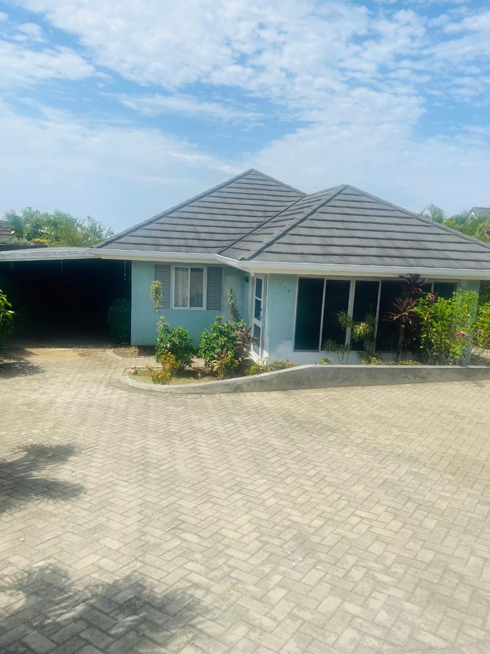 Second image of 578 Coolshade, Richmond in Runaway Bay, St. Ann, Jamaica - property is For Sale