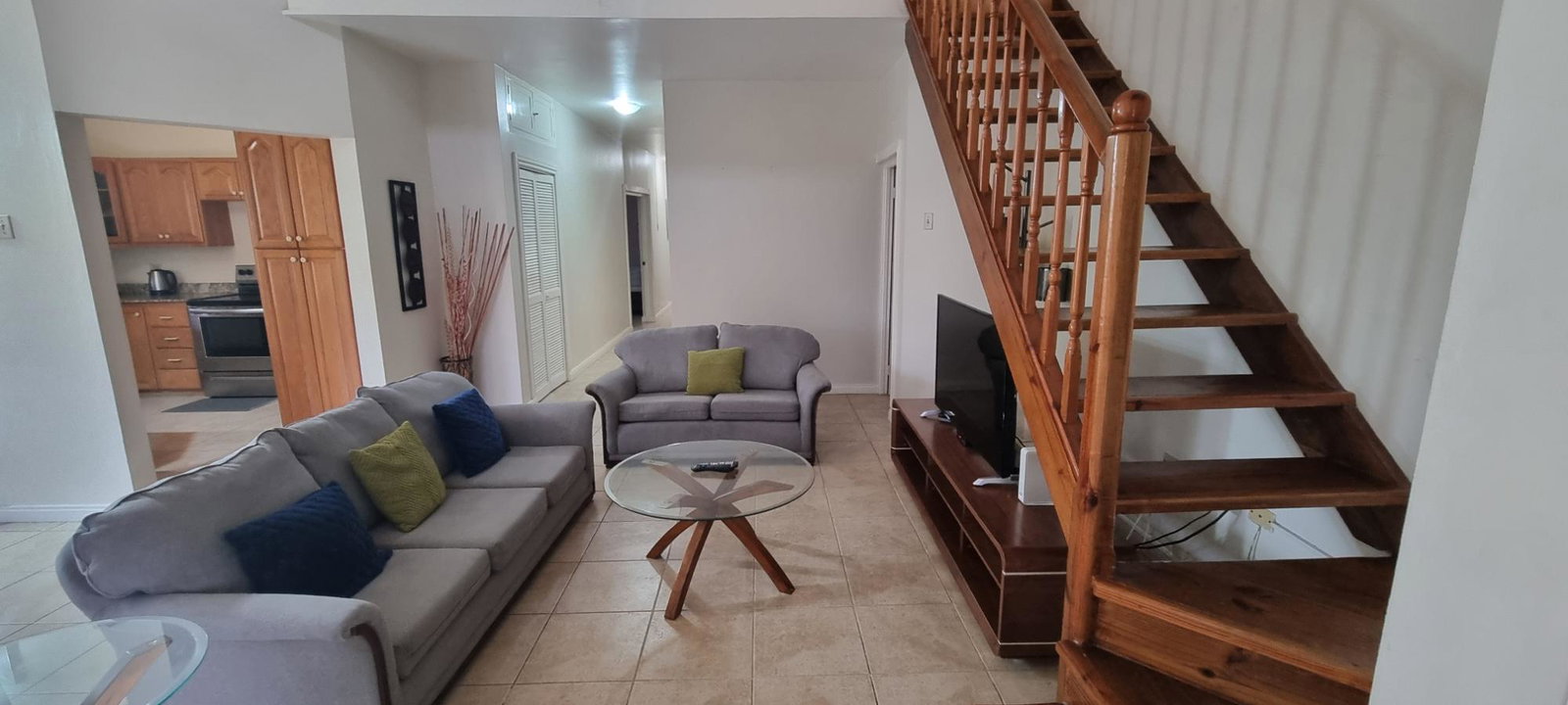 Third image of B5- 11 Seaview Avenue in Kingston 6, St. Andrew, Jamaica - property is For Rent