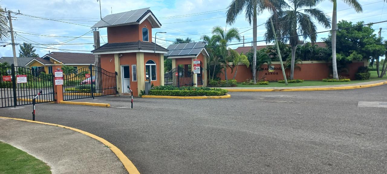 Sixth image of 121 Drax Hall Manor in Drax Hall Estate, St. Ann, Jamaica - property is For Rent