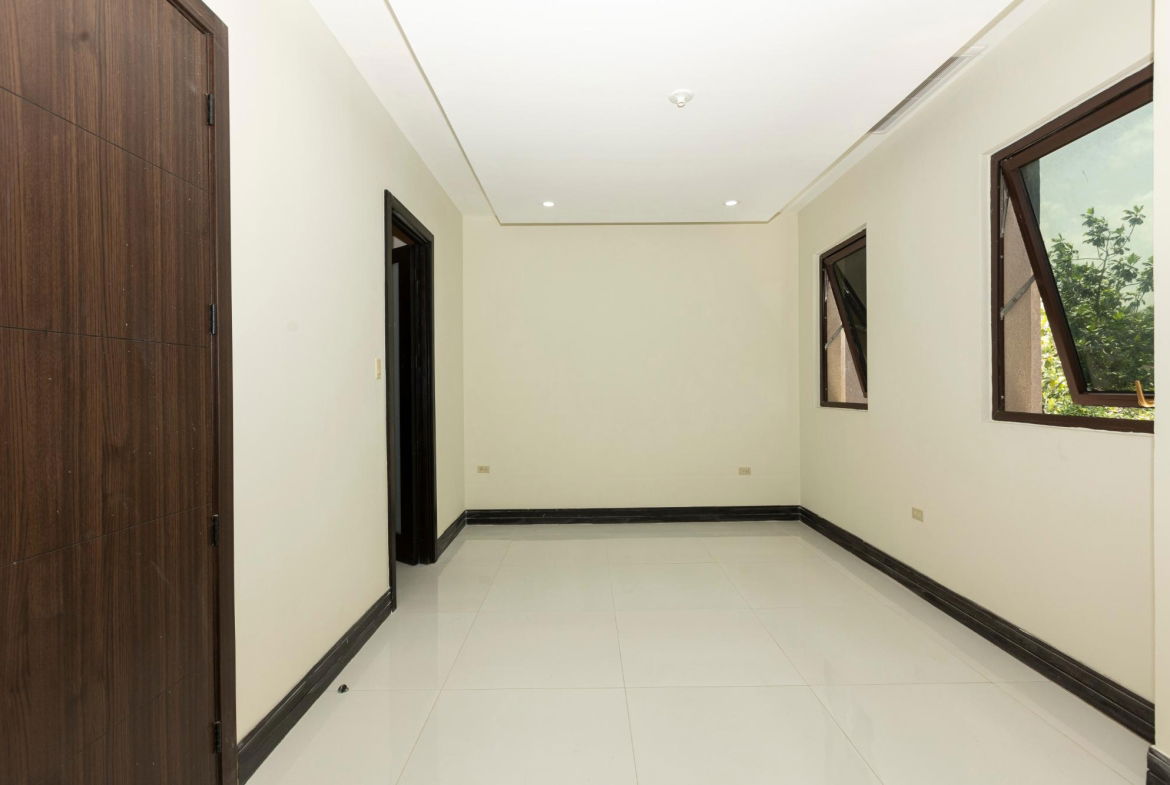 Thirteenth image of 19-41 Paddington Terrace in Barbican, St. Andrew, Jamaica - property is For Sale