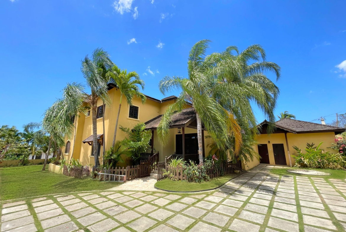 Second image of 2 Plymouth Way in Kingston 6, St. Andrew, Jamaica - property is For Rent