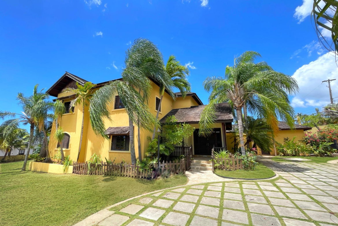 First image of 2 Plymouth Way in Kingston 6, St. Andrew, Jamaica - property is For Rent