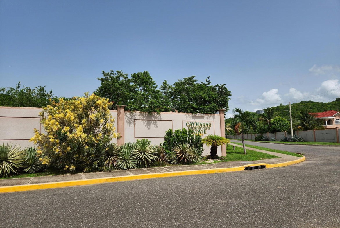 Eighth image of 73, Blk e Odeen Thomas dr in Caymanas Estates, St. Catherine, Jamaica - property is For Sale