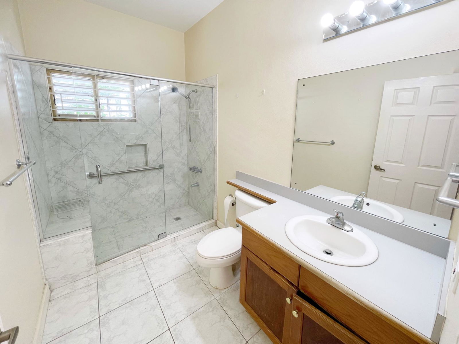 Fourteenth image of 17 Hyperion in Jacks Hill, St. Andrew, Jamaica - property is For Sale