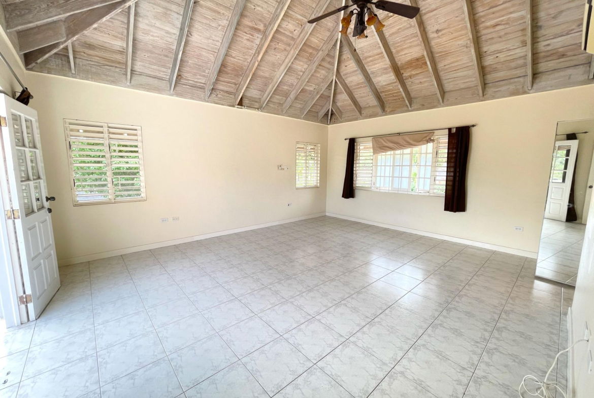 Nineteenth image of 17 Hyperion in Jacks Hill, St. Andrew, Jamaica - property is For Sale