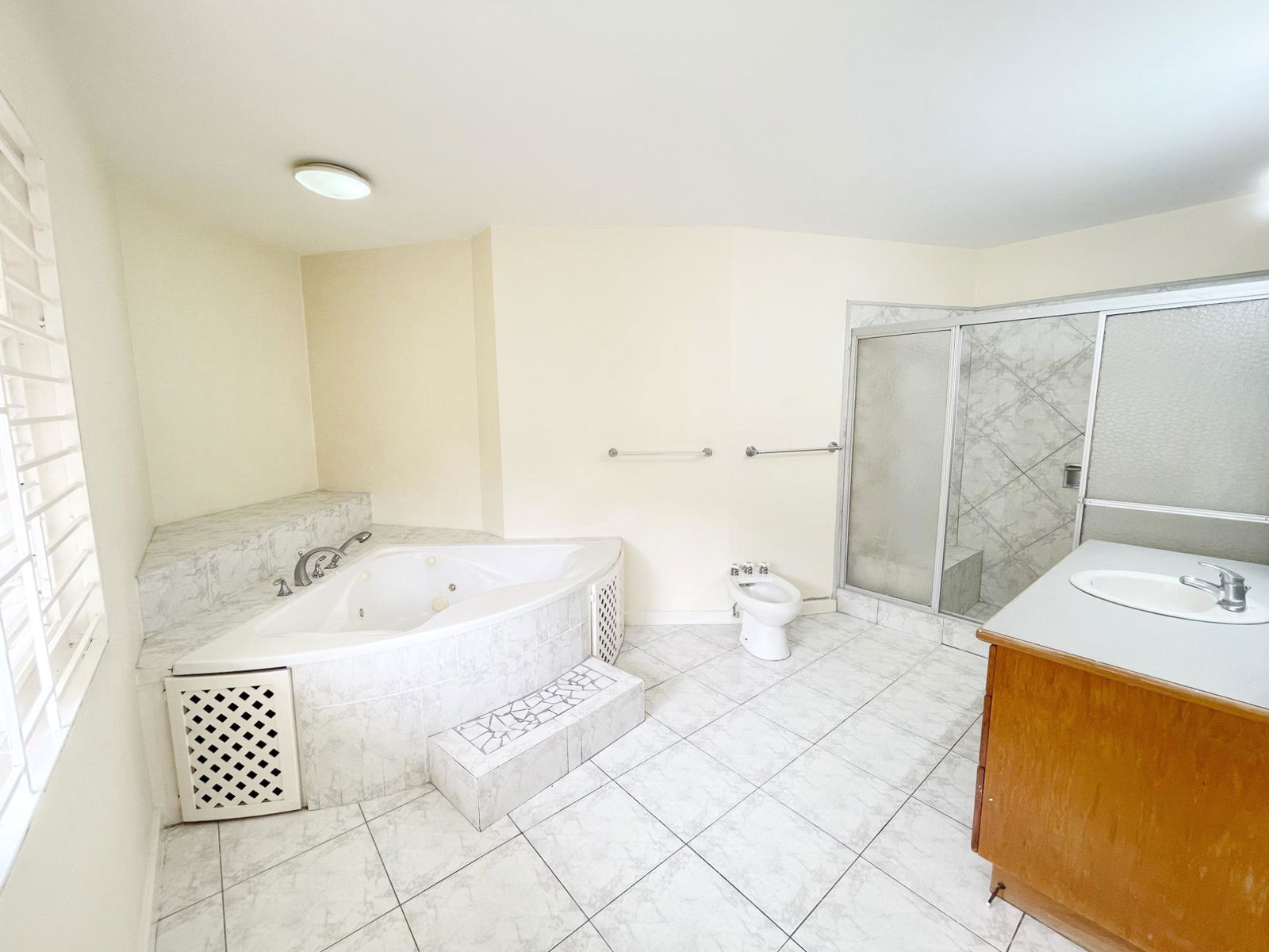 Twenty-Fourth image of 17 Hyperion in Jacks Hill, St. Andrew, Jamaica - property is For Sale