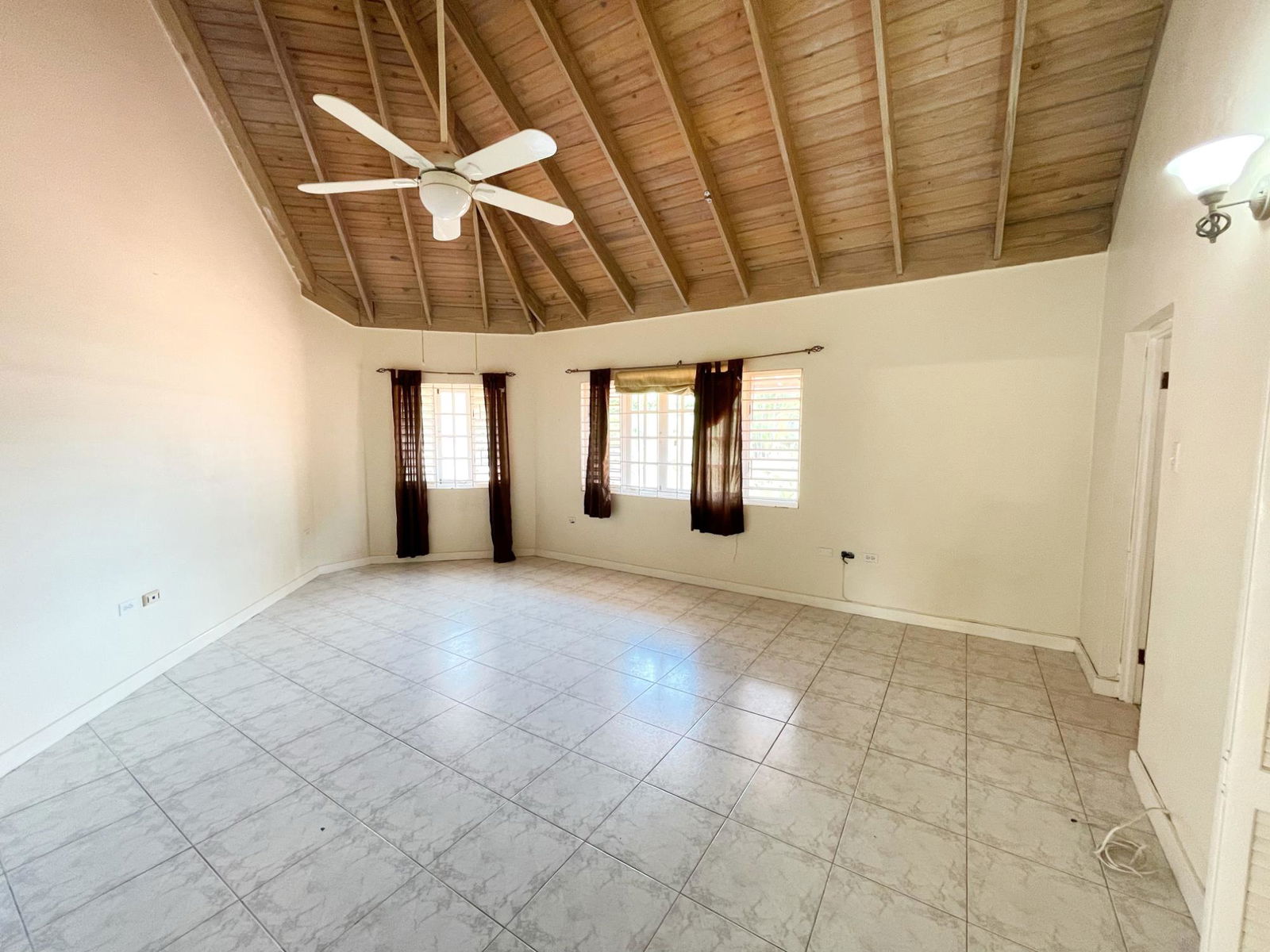 Twenty-Eighth image of 17 Hyperion in Jacks Hill, St. Andrew, Jamaica - property is For Sale