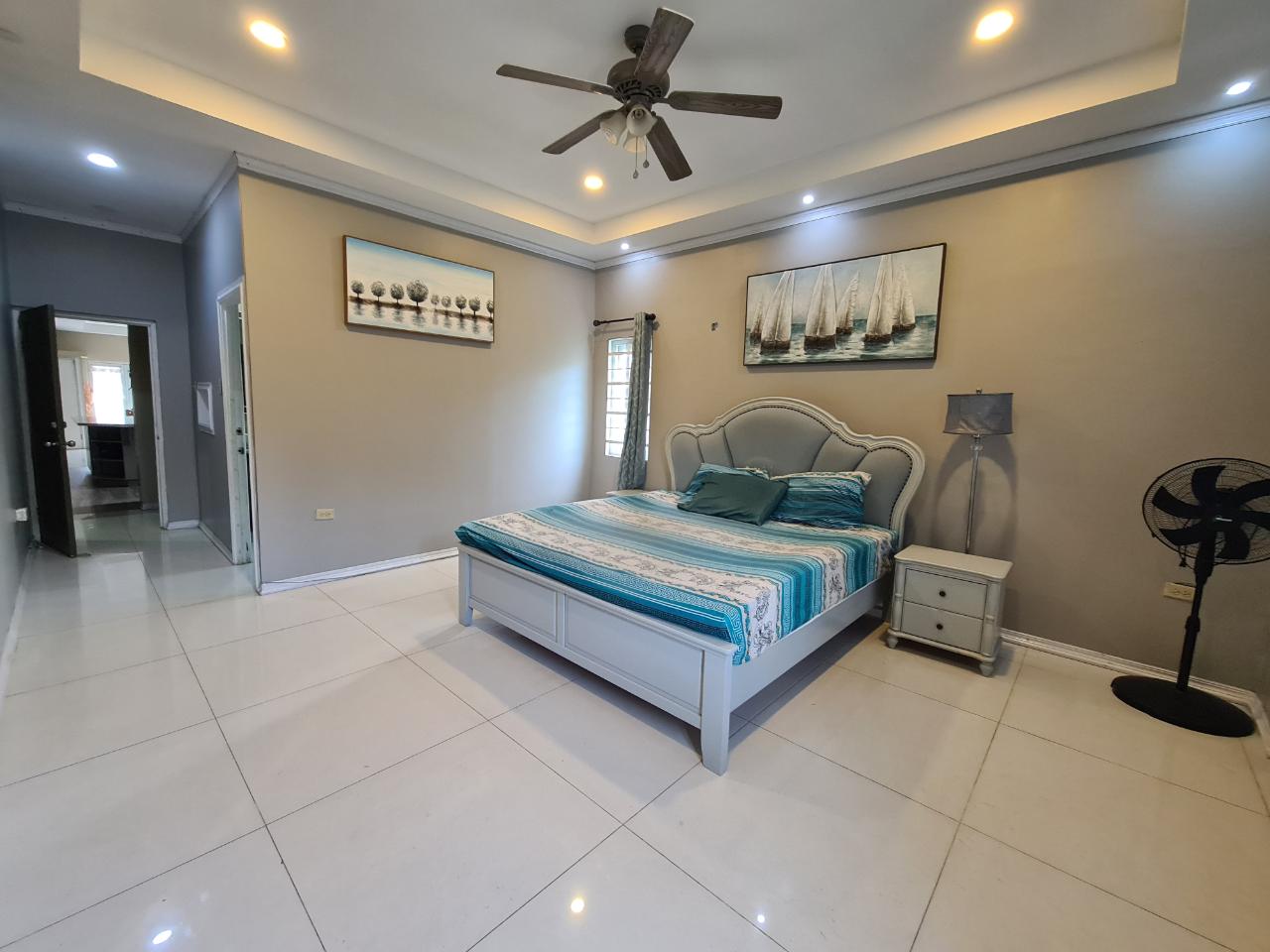 Seventeenth image of 5b Oaskshore Road in Kingston 6, St. Andrew, Jamaica - property is For Rent