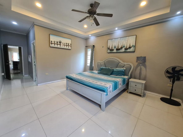 Seventeenth image of 5b Oaskshore Road in Kingston 6, St. Andrew, Jamaica - property is For Rent