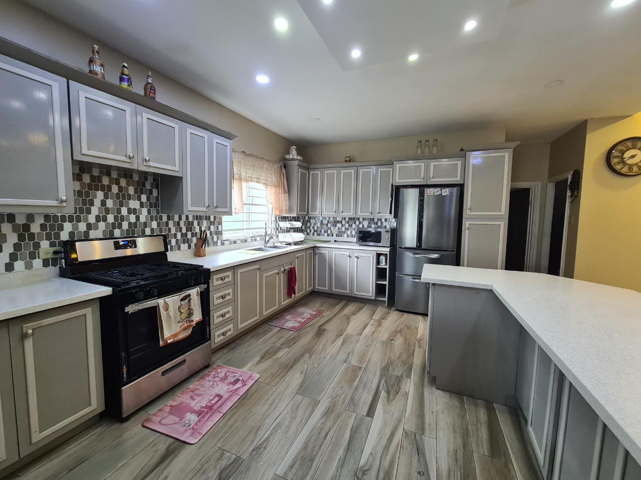Eighth image of 5b Oaskshore Road in Kingston 6, St. Andrew, Jamaica - property is For Rent