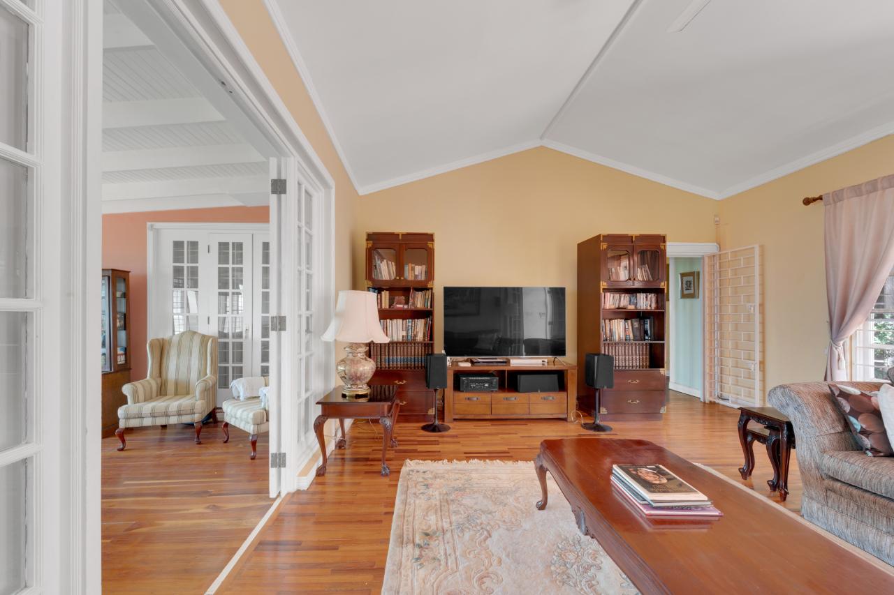 Fifteenth image of 10 Harriman Close in Kingston 6, St. Andrew, Jamaica - property is For Sale